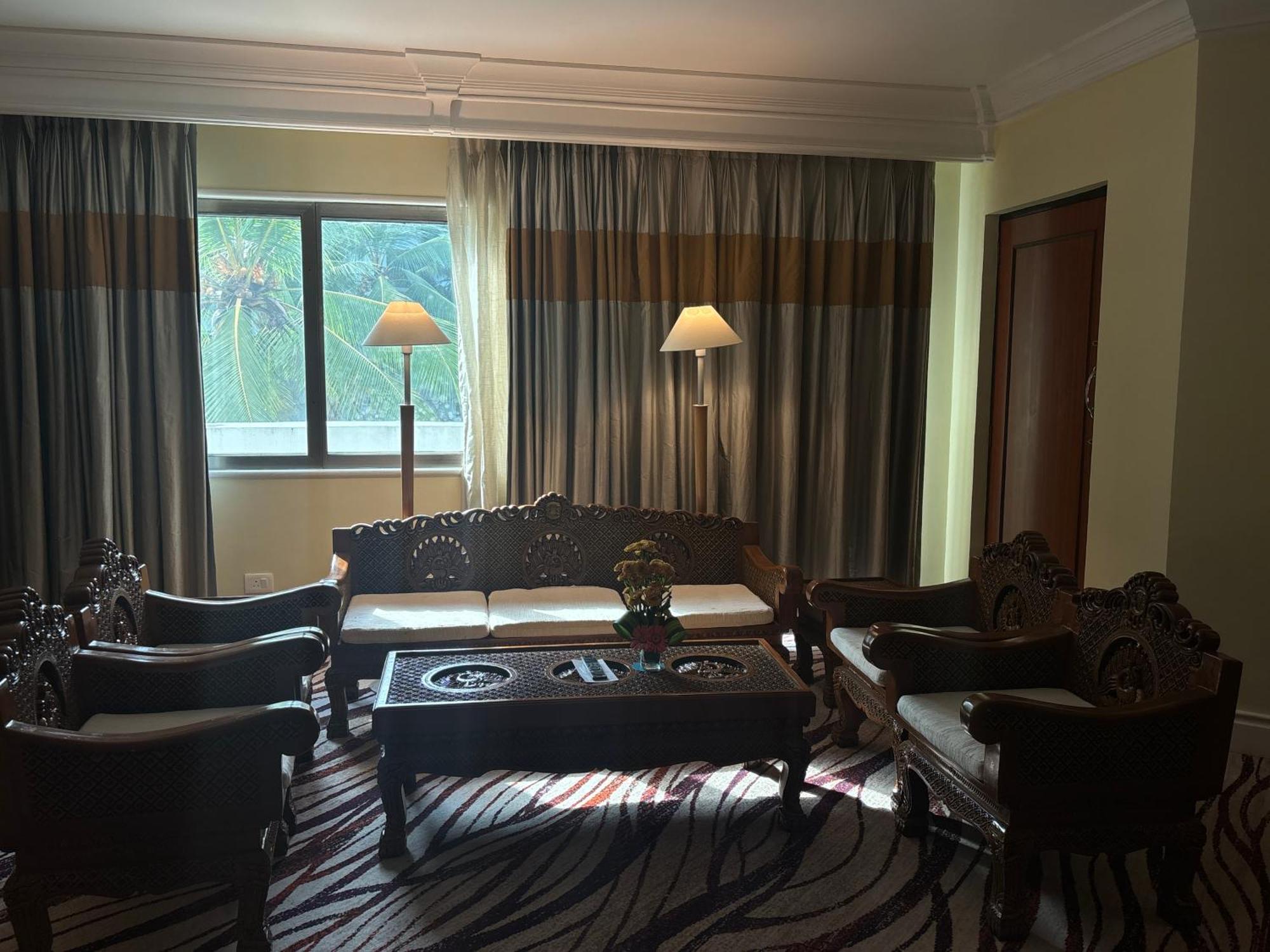 Le Royal Meridien Ченнаї Екстер'єр фото